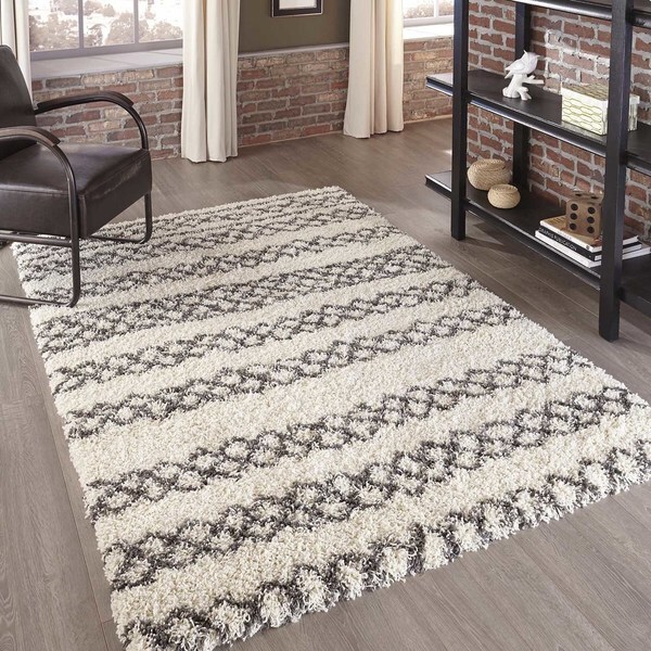 Momeni Maya Beige Rug (7'10 X 9'10) - 7'10" x 9'10"