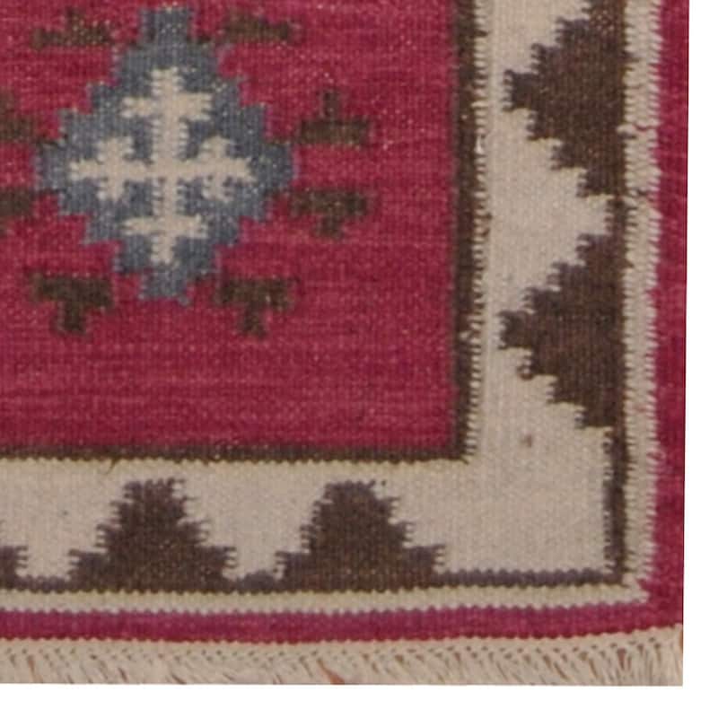 Handmade Vegetable Dye Kilim Wool Runner (India) - 2'3 x 7'10