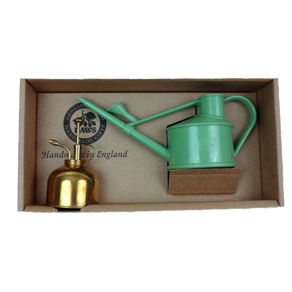 English Garden Haws Watering Can and Gift Set
