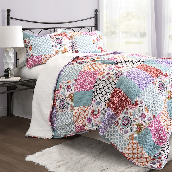 Shop Lush Decor Brookdale 3Piece Sherpa Quilted Quilt/Sleeping Bag