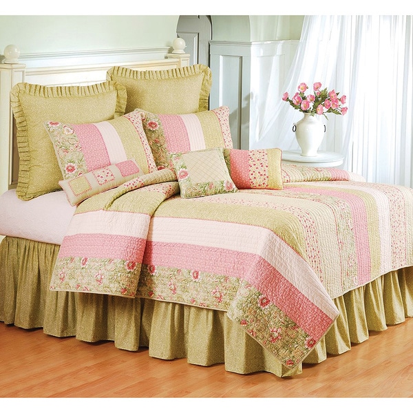 Amberly Quilt (Shams Not Included)
