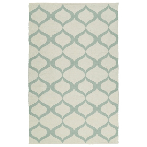 Indoor/Outdoor Laguna Ivory and Mint Geo Flat-Weave Rug (2'0 x 3'0) - 2' x 3'