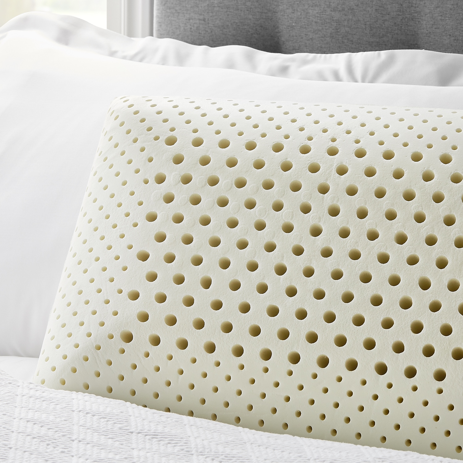 lucid dual zone memory foam pillow