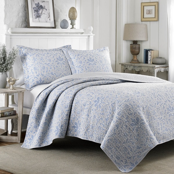 Shop Laura Ashley Mia Pebble Blue/ Grey Reversible Cotton 3-piece Quilt ...