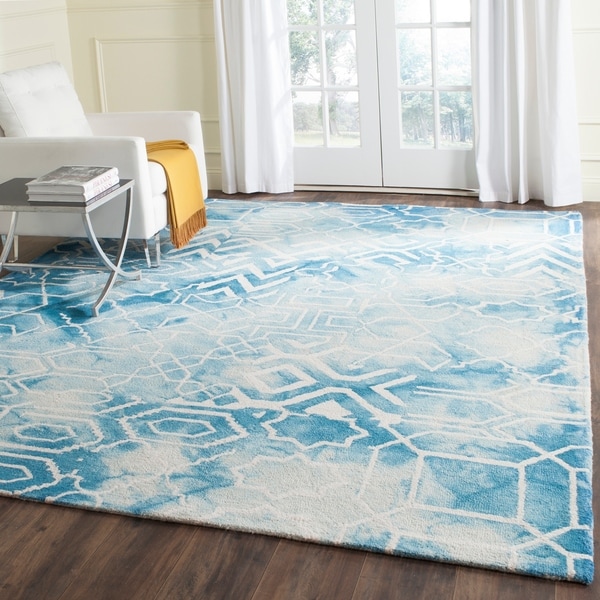 Safavieh Handmade Dip Dye Watercolor Vintage Blue/ Ivory Wool Rug - 8' x 10'