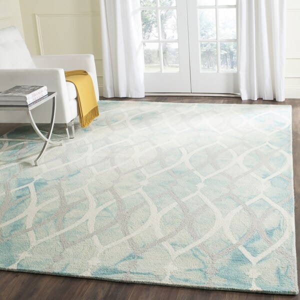 Safavieh Handmade Dip Dye Watercolor Vintage Green/ Ivory Grey Wool Rug (8' x 10')
