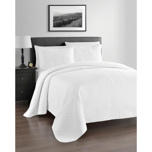 Kotter Home Lightweight Zaria 3-Piece Quilt / Coverlet Set