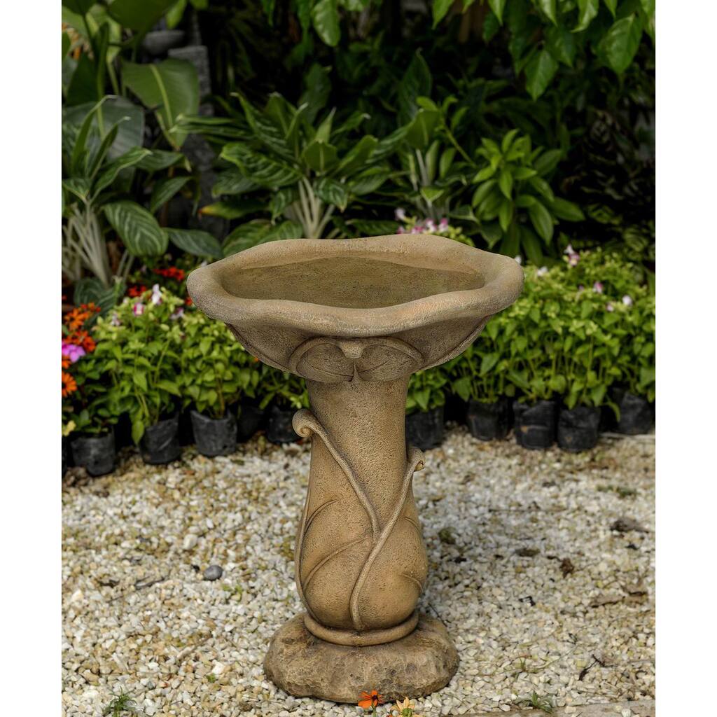 Leaf Design Classical Garden Birdbath