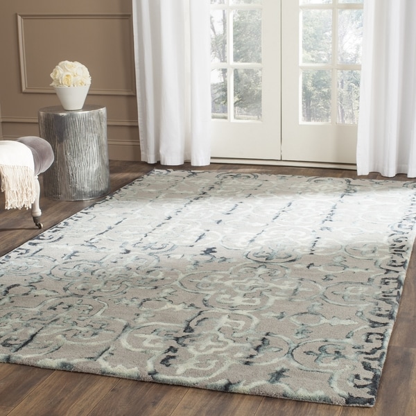 Safavieh Handmade Dip Dye Watercolor Vintage Grey/ Charcoal Wool Rug - 8' x 10'