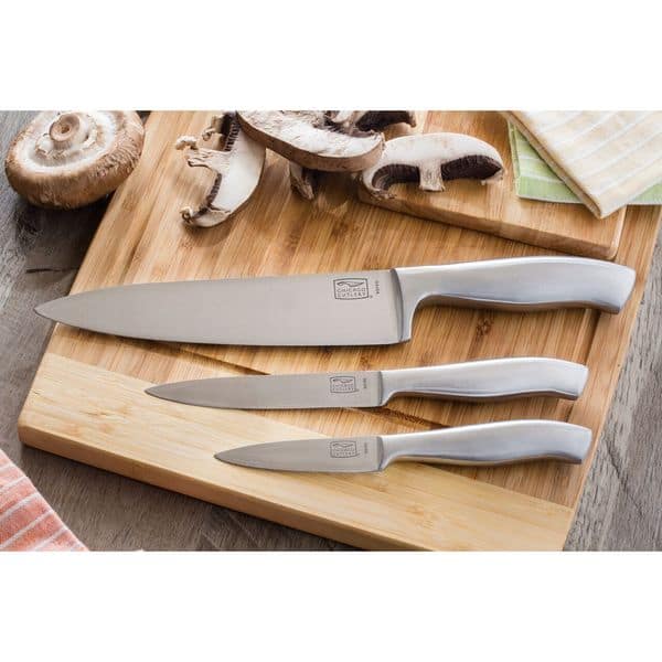 Chicago Cutlery 19-Piece Insignia Steel Knife Block with In-Block Sharpener  and Cutting Board (As Is Item) - Bed Bath & Beyond - 18127647