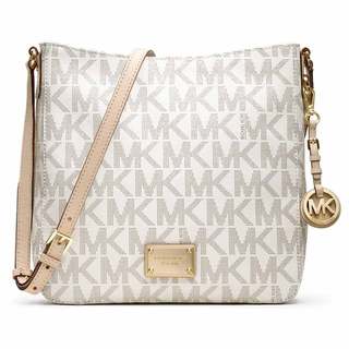 michael kors vanilla purse