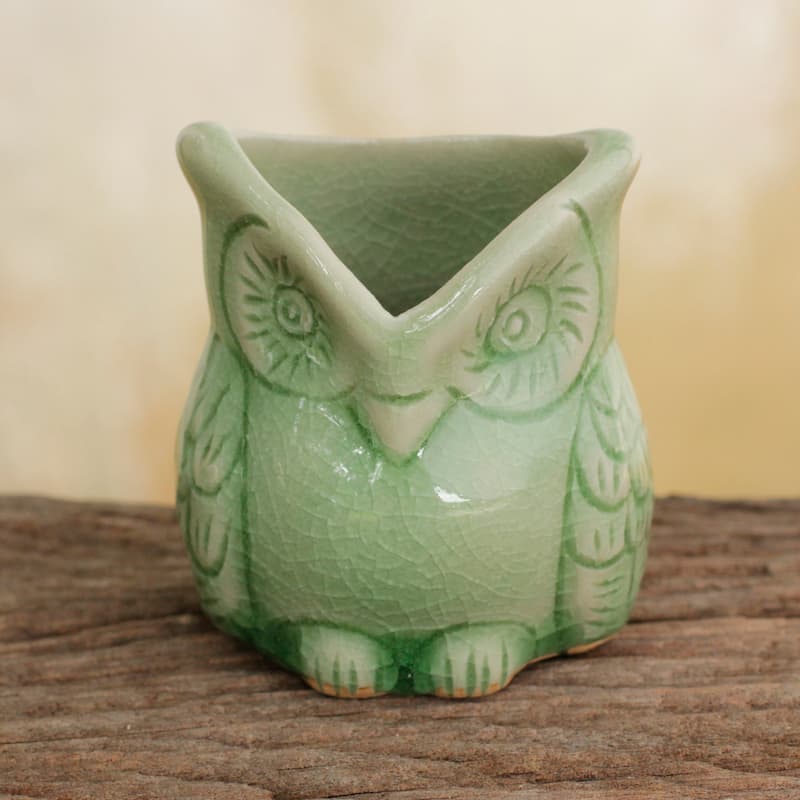 Handmade Ceramic 'Happy Green Owl' Celadon Toothpick Holder (Thailand)