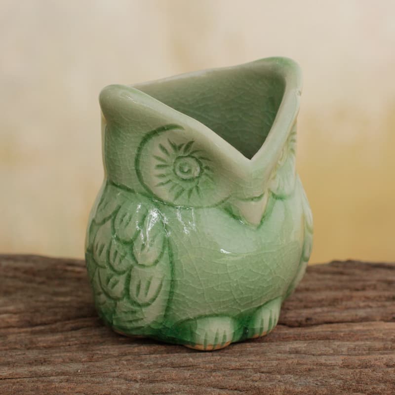 Handmade Ceramic 'Happy Green Owl' Celadon Toothpick Holder (Thailand)