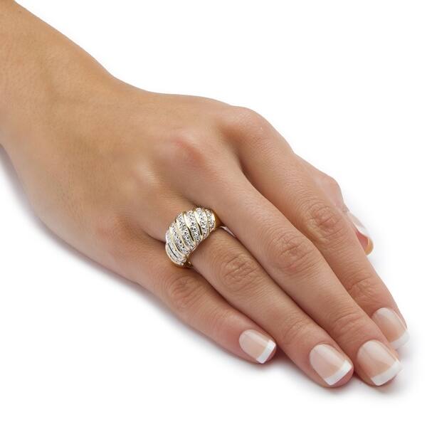 14 kt Yellow Gold and Sterling Silver 8 Size Sterling Silver w/14k Diamond Vintage Ring 14 kt Yellow Gold and Sterling Silver 8 Size Sterling Silver w/14k Diamond Vintage Ring