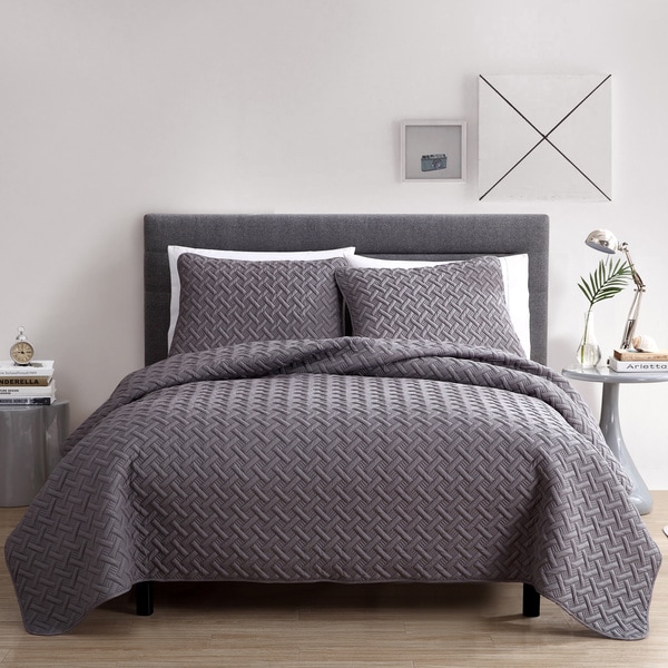 VCNY Nina Embossed Quilt Set