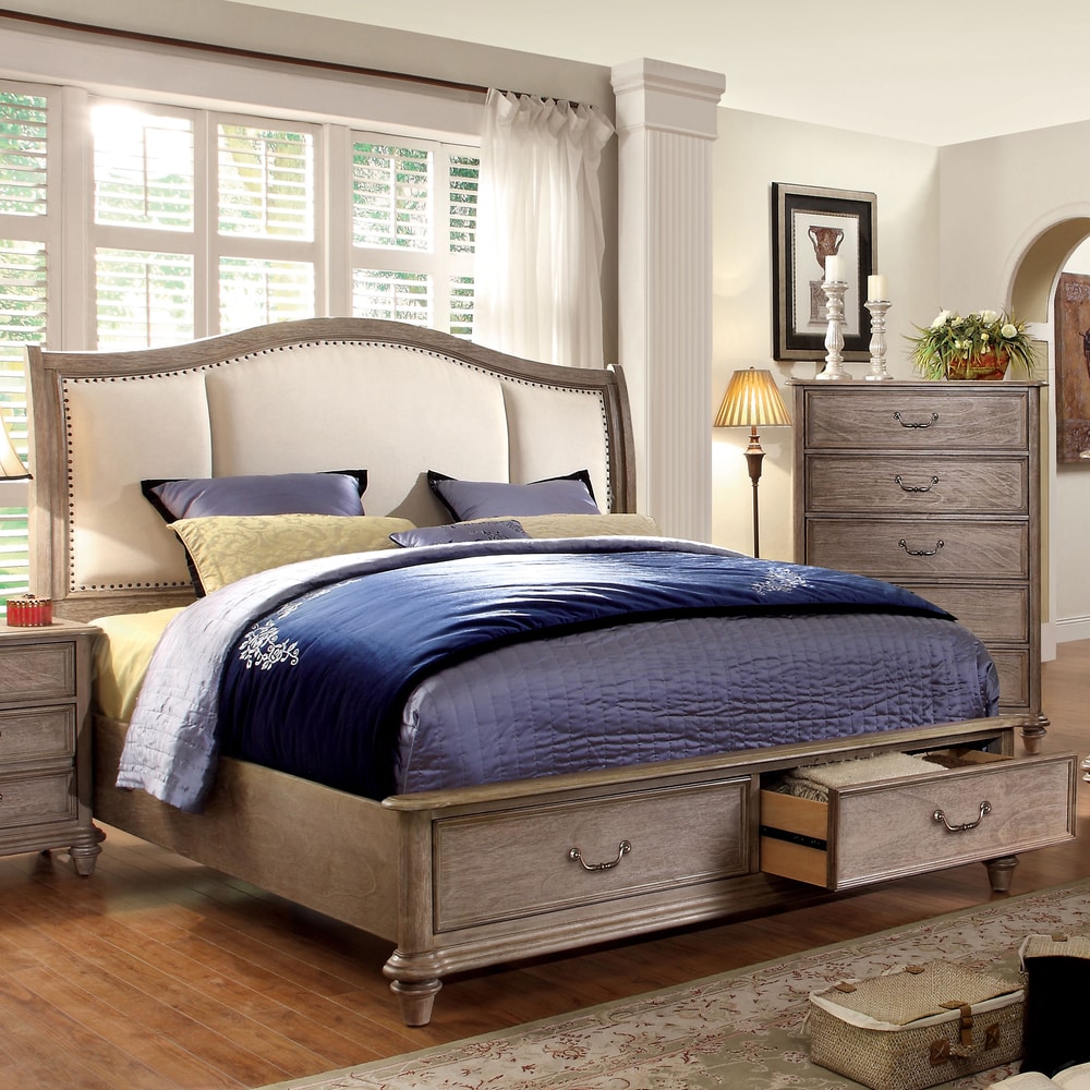 Furniture of America Minka IV Rustic Grey Solid Wood Nailhead 2-Drawer Platform Bed