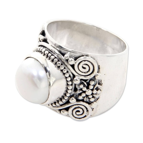 White Frangipani Traditional Balinese Design White Freshwater Pearl and 925 Sterling Silver Womens C