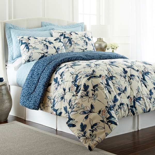 comforter set with coverlet