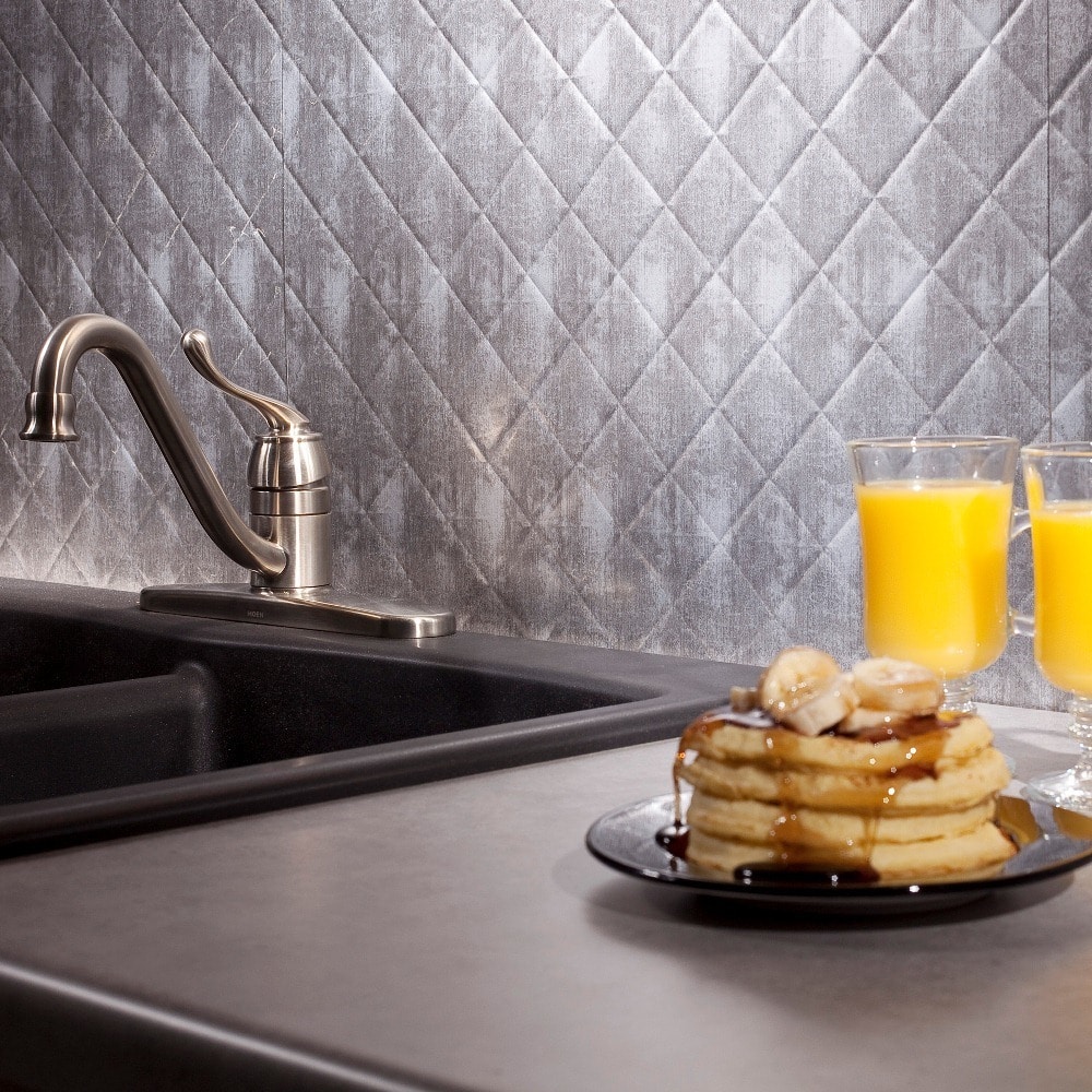 Fasade Quilted Backsplash in Crosshatch Silver 15-square-foot 15 Sq Ft Kit