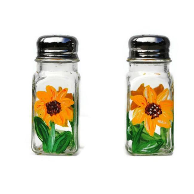 Atkinson Creations Hand-painted Yellow Sunflower Glass Salt and Pepper Shaker Set