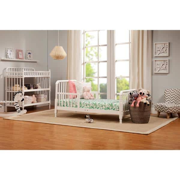 Shop Davinci Jenny Lind Toddler Bed In White Finish Free