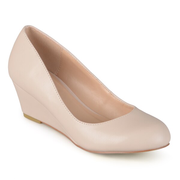 journee collection dollup wedge pump