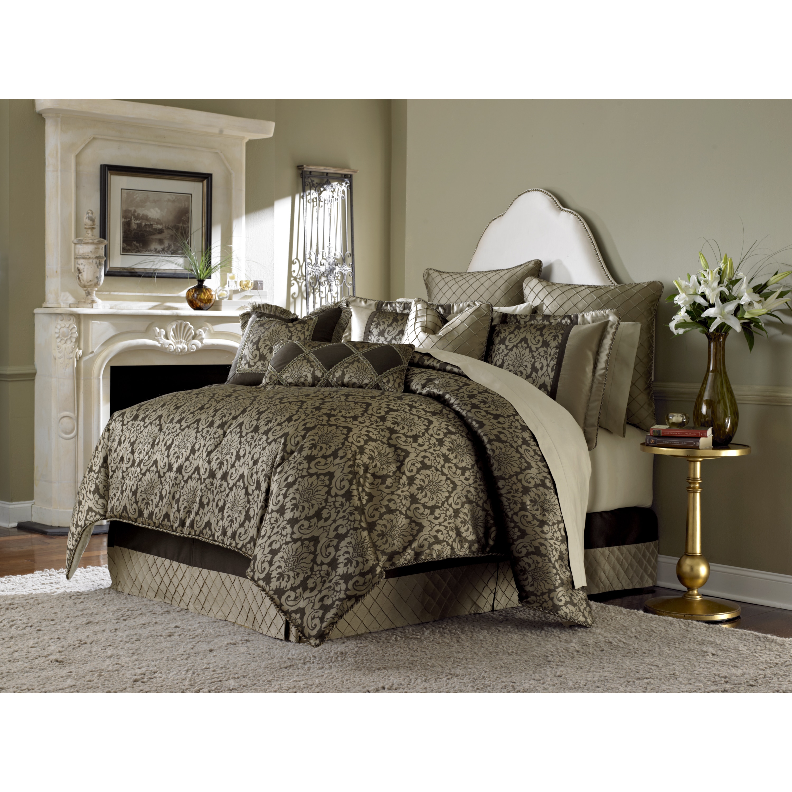 Michael Amini Imperial 10piece Comforter Set Gold Full eBay