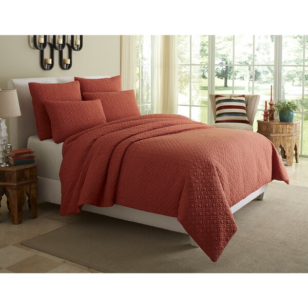 Michael Amini Fillmore Coverlet Set