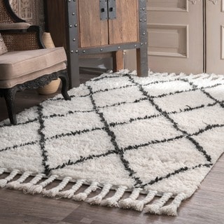 nuLOOM Hand-knotted Moroccan Trellis Natural Shag Wool Rug (5u0027 x ...