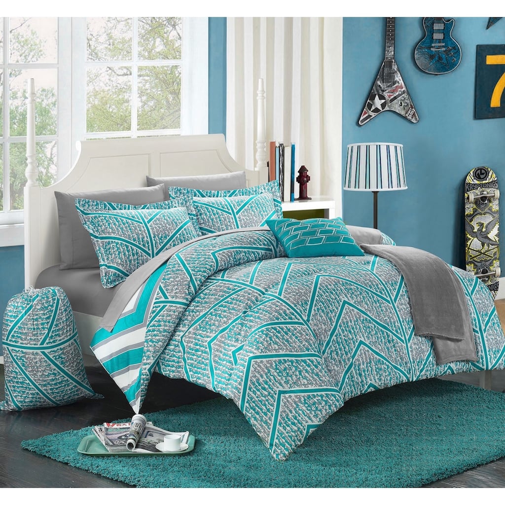 Chic Home Amaretto 10-piece Chevron Reversible Bed in a Bag