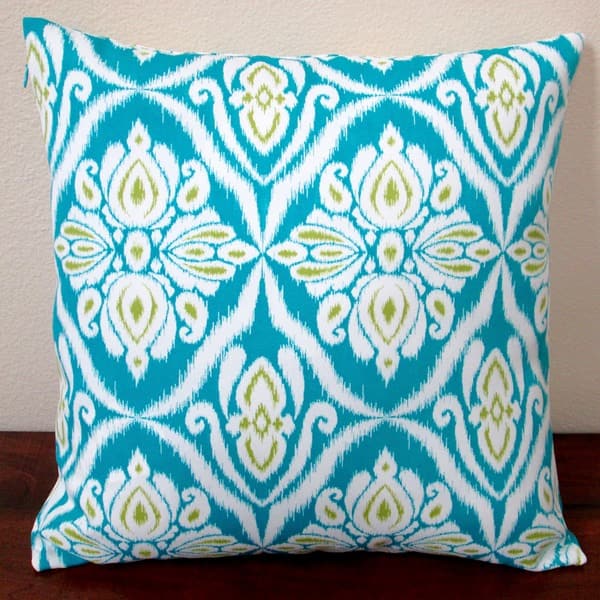 https://ak1.ostkcdn.com/images/products/10353513/Artisan-Pillows-Indoor-Outdoor-18-inch-Peacock-in-Blue-Modern-Geometric-Abstract-Throw-Pillow-Set-of-2-63a138be-be58-480d-8aa9-3cff668c1c3f_600.jpg?impolicy=medium