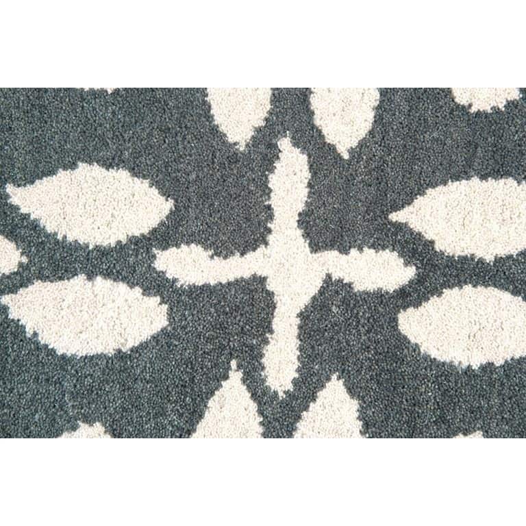 Hand-tufted Trellis Wool Grey Rug (8' x 10') - 8' x 10'