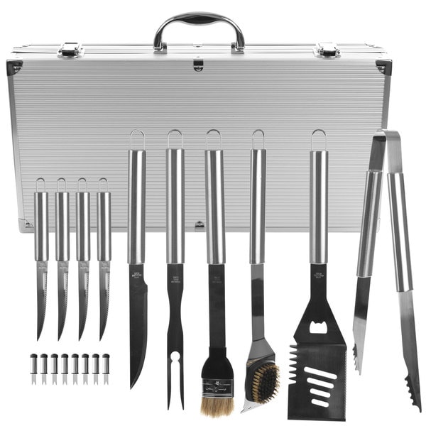 Grilling set with outlet case