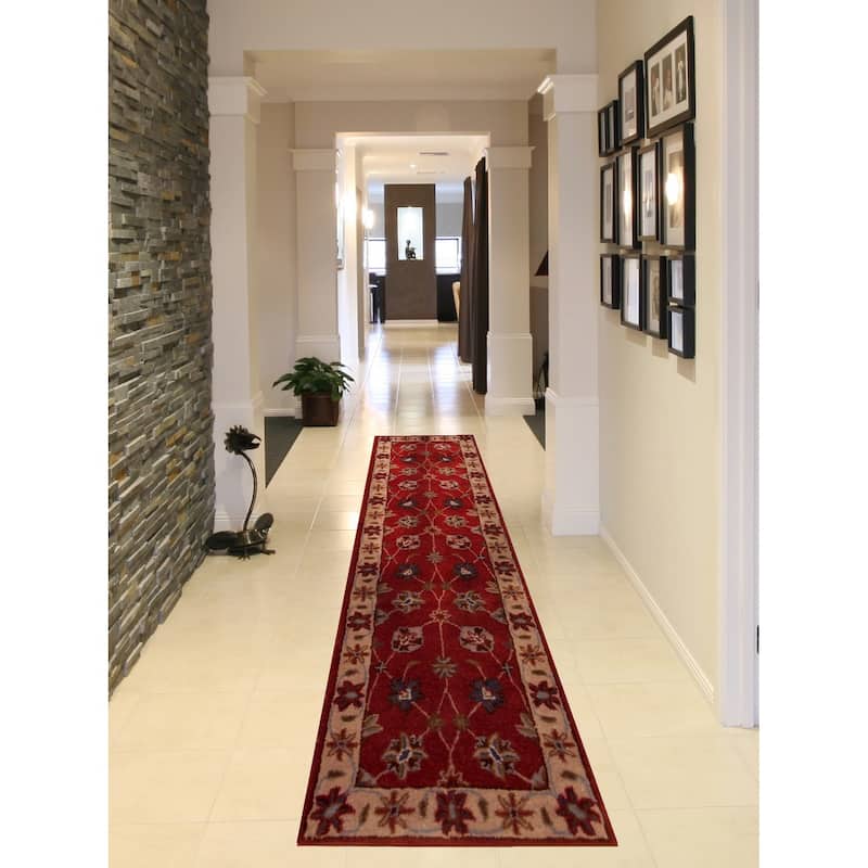 Handmade Mahal Wool Runner (India) - 2'4 x 8'