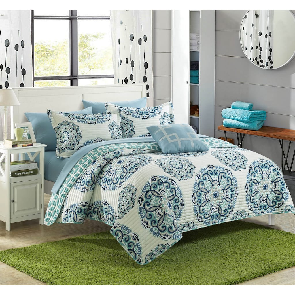 Chic Home Miranda Medallion Reversible 4-piece Quilt Set