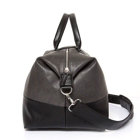 Alpha Vegan Leather 24-inch Duffel Bag