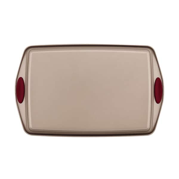 https://ak1.ostkcdn.com/images/products/10390844/Rachael-Ray-Cucina-Nonstick-Bakeware-2-piece-Latte-Brown-with-Cranberry-Red-Handled-Grip-Crisper-Pan-Set-f3fefed3-e95f-4e43-b479-6201f0665dca_600.jpg?impolicy=medium