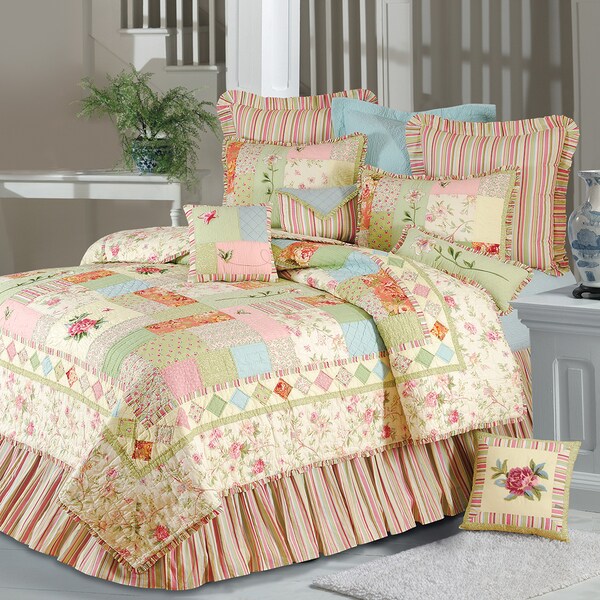 Butterfly Garden Cotton Quilt (Shams Not Included)