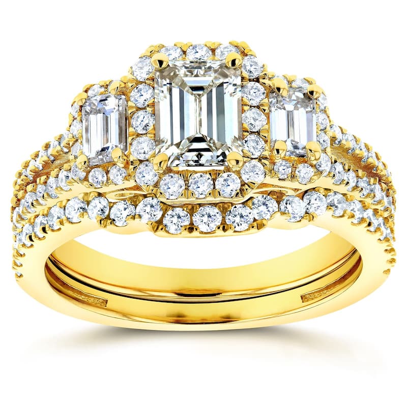 Annello by Kobelli 14k Yellow Gold 1 1/2ct TDW Three Stone Emerald Shape Diamond Bridal Rings Set - 4