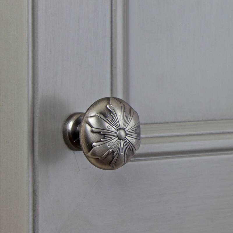GlideRite 1.125-inch Satin Pewter Round Snowflake Cabinet Knob