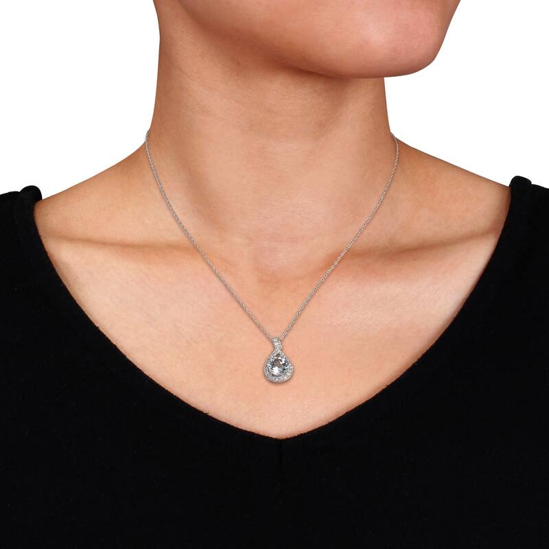 Miadora 10k White Gold Aquamarine and 1/5ct TDW Diamond Necklace (G-H, I2-I3) - Blue