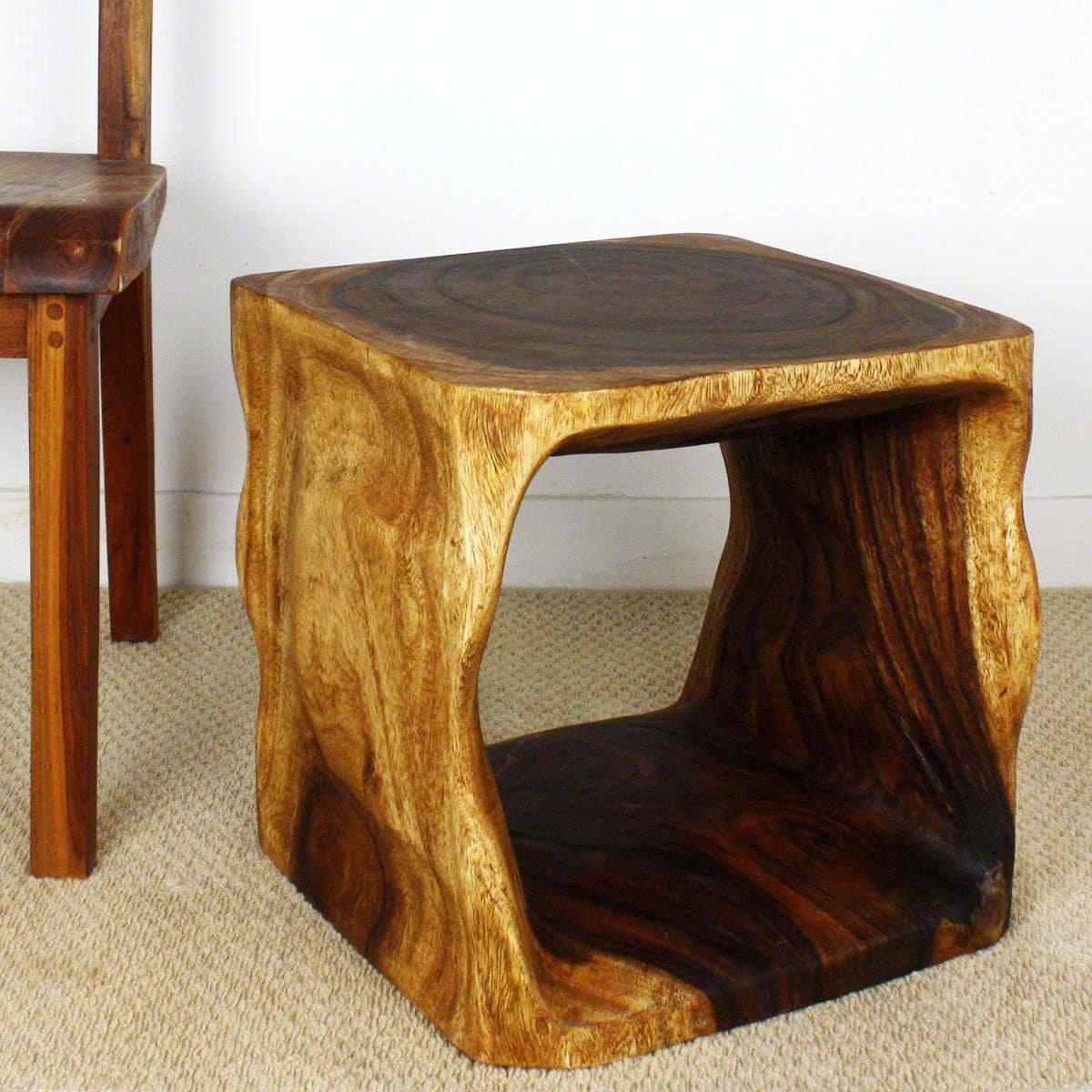 Haussmann Natural Cube Solid Wood End Table - 16 x 16 x 16 in - Walnut - 16" x 16" x 16"