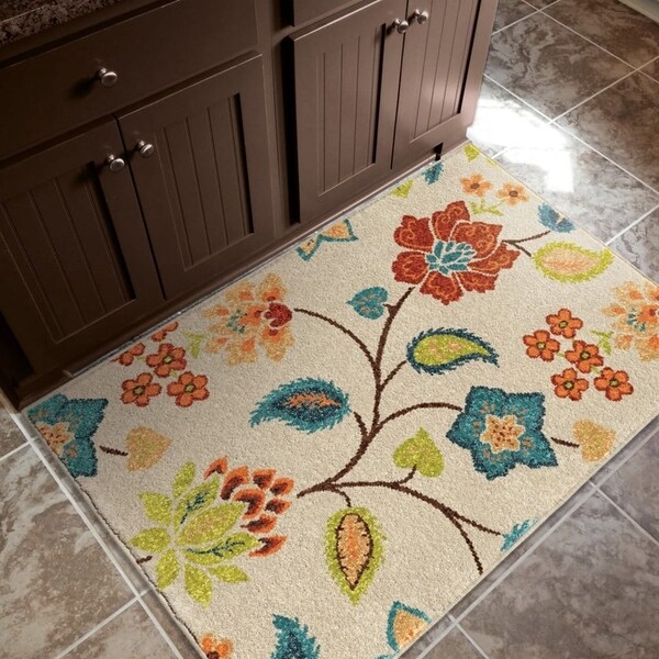 Shop Botanic Explosion Ivory Rug By Carolina Weavers 3' x 4' 3' x 4' On Sale Overstock