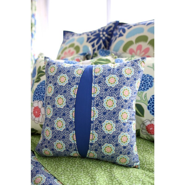 Amy Butler for Welspun Kyoto 16-inch Throw Pillow - Free Shipping On Orders Over $45 - Overstock ...