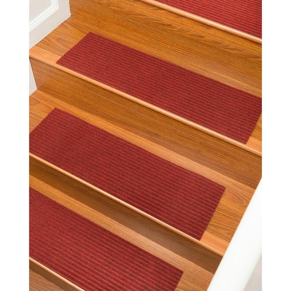 Halton Carpet Red Stair Treads (Set of 13) - 9"x 29"