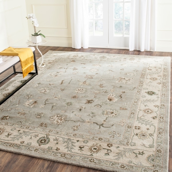 Safavieh Handmade Heritage Timeless Traditional Beige/ Grey Wool Rug - 8' x 10'