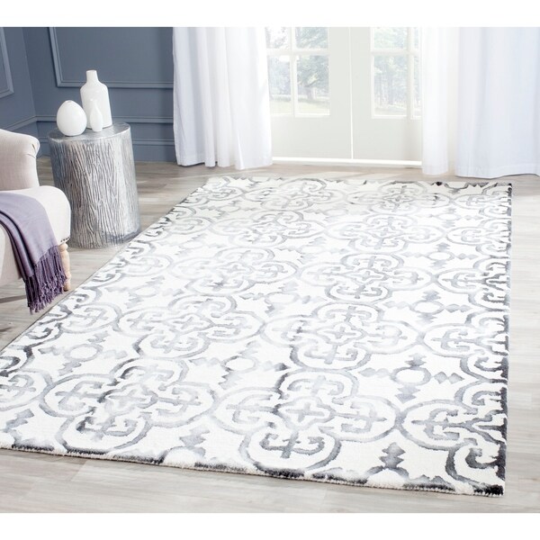 Safavieh Handmade Dip Dye Watercolor Vintage Ivory/ Charcoal Wool Rug - 9' x 12'