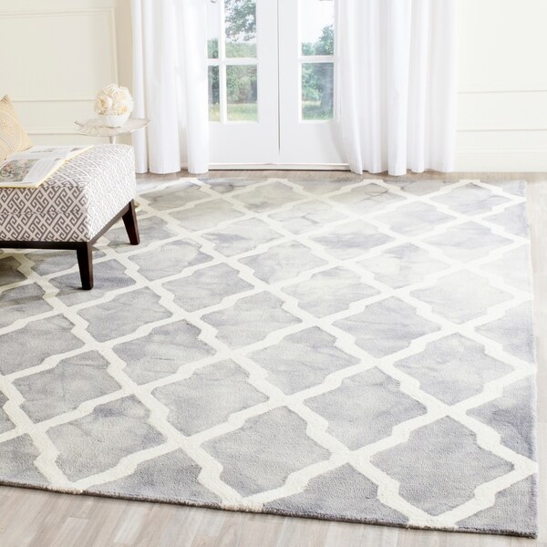 Safavieh Handmade Dip Dye Watercolor Vintage Grey/ Ivory Wool Rug - 9' x 12'