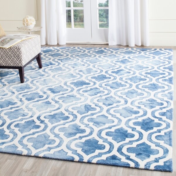 Safavieh Handmade Dip Dye Watercolor Vintage Blue/ Ivory Wool Rug - 9' x 12'