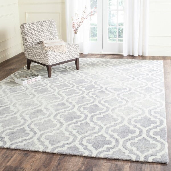 Safavieh Handmade Dip Dye Watercolor Vintage Grey/ Ivory Wool Rug - 9' x 12'